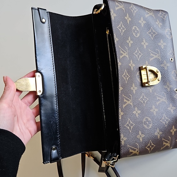 Louis Vuitton One Handle Flap Bag - Picture 9 of 11